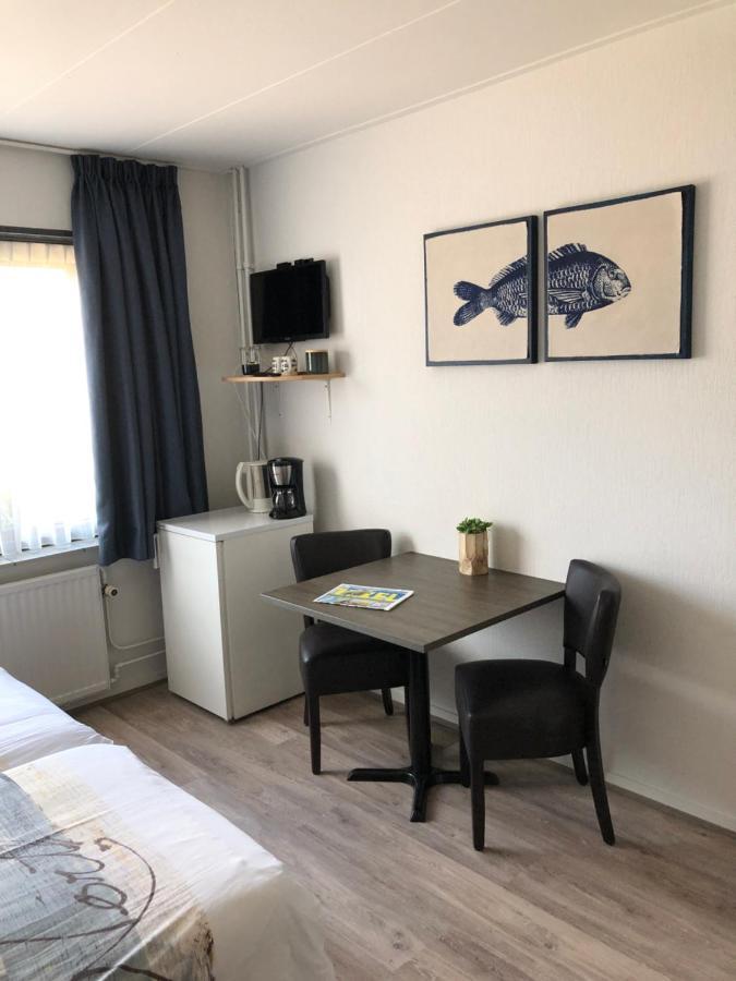 Pension Brinkvis De Koog  Bagian luar foto